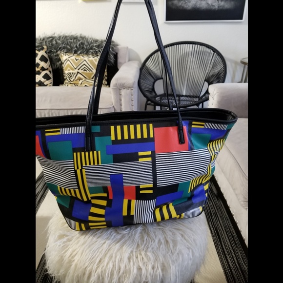 Ninewest - Picture 2 of 6